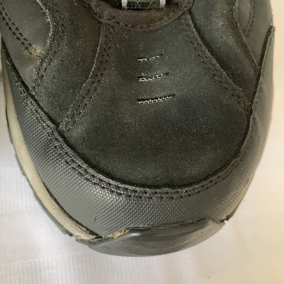 Men’s athletic shoes, Skechers, size 13, in good condition. - Picture 10 of 10